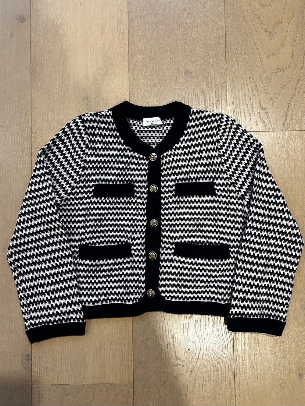 Free Assembly Navy & White Textured Knit Cardigan Size L Gold Crest Buttons